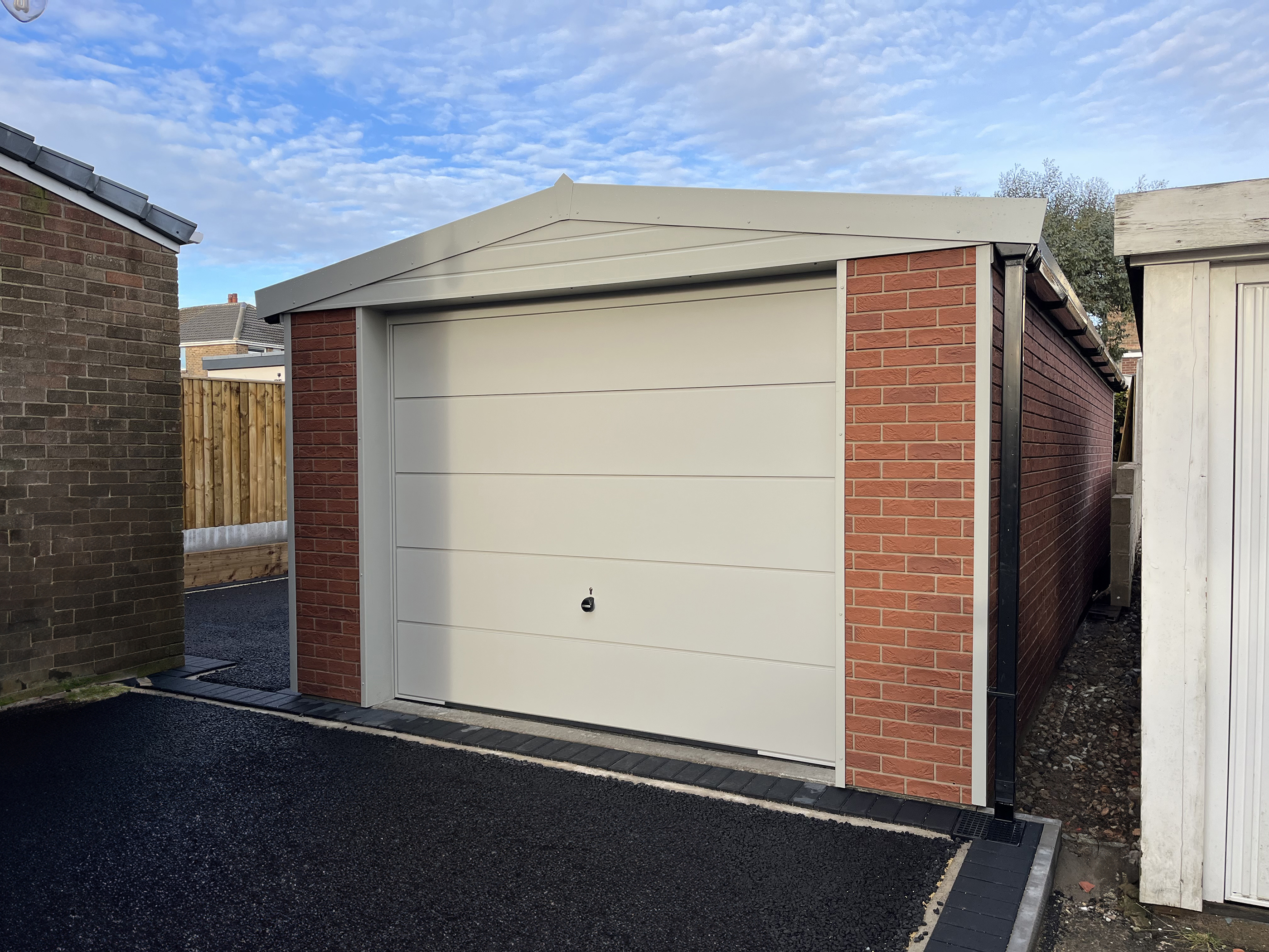 White Rose Buildings | Insulated Garage White Rose Buildings | Insulated Garage